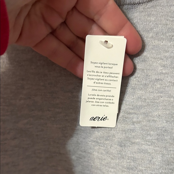 Aerie Heather Gray Women's Crew Neck Sweat shirt. Small. NWT. Super soft! - Picture 3 of 11